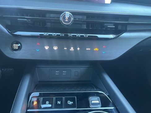 Used 2025 Nissan Murano SV image 18