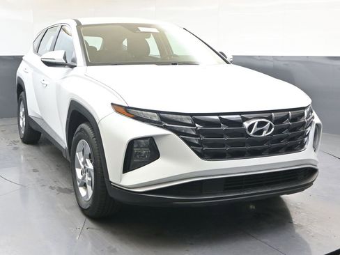 Certified 2022 Hyundai Tucson SE w/ Cargo Package image 8