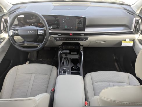 New 2026 Kia Sorento S w/ S Panoramic Sunroof Package FWD image 18