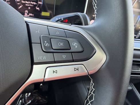 New 2026 Volkswagen Tiguan SE image 27