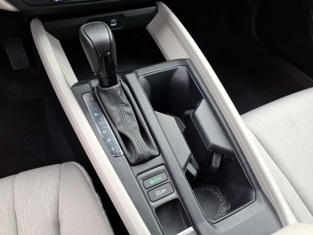 Used 2025 Honda Accord LX image 25