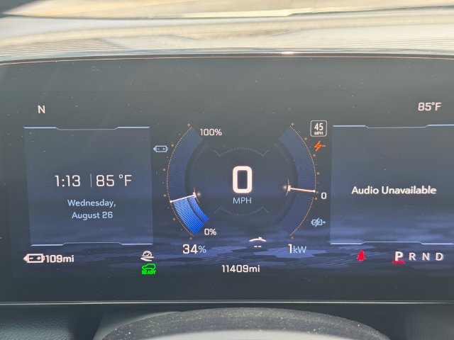 Used 2025 Chevrolet Equinox EV LT w/ Comfort Package FWD image 25