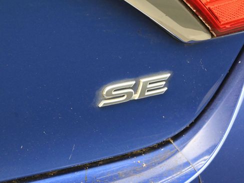 Used 2015 Toyota Camry SE FWD image 20