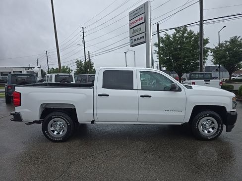 Used 2018 Chevrolet Silverado 1500 W/T w/ WT Convenience Package RWD image 2