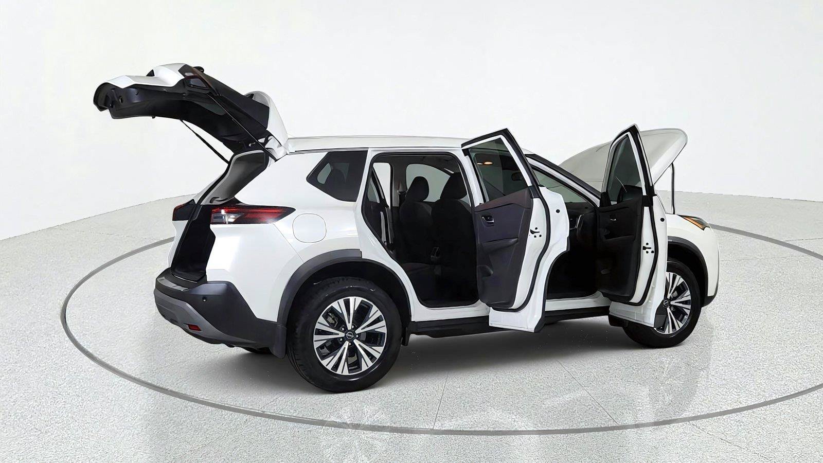 Certified 2023 Nissan Rogue SV FWD image 14