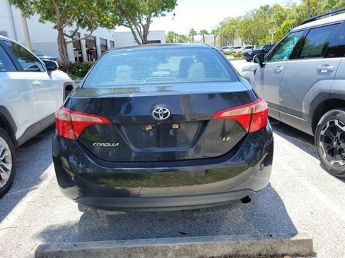 Certified 2019 Toyota Corolla LE image 5