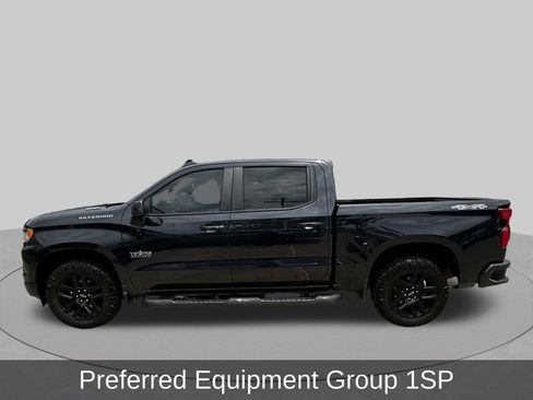 Used 2023 Chevrolet Silverado 1500 RST AWD/4WD image 2