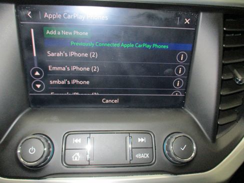 Certified 2023 GMC Acadia SLE w/ Driver Convenience Package image 31