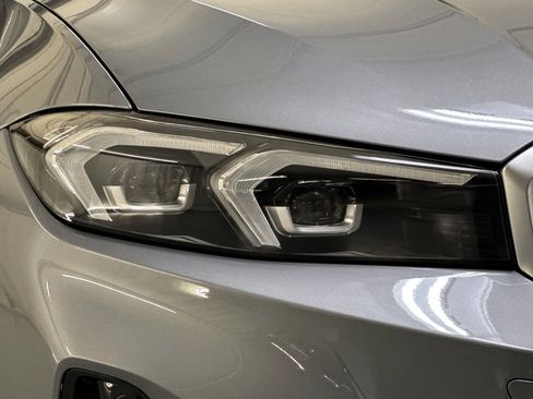 Used 2026 BMW 330i Sedan w/ Premium Package RWD image 11