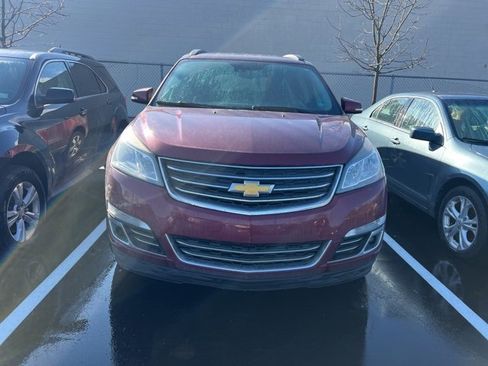 Used 2015 Chevrolet Traverse LTZ image 2