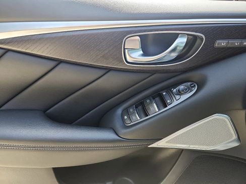 Used 2023 INFINITI Q50 Sensory image 14