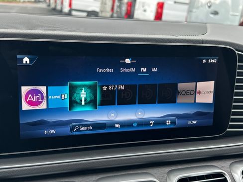 New 2026 Mercedes-Benz GLS 450 4MATIC image 19