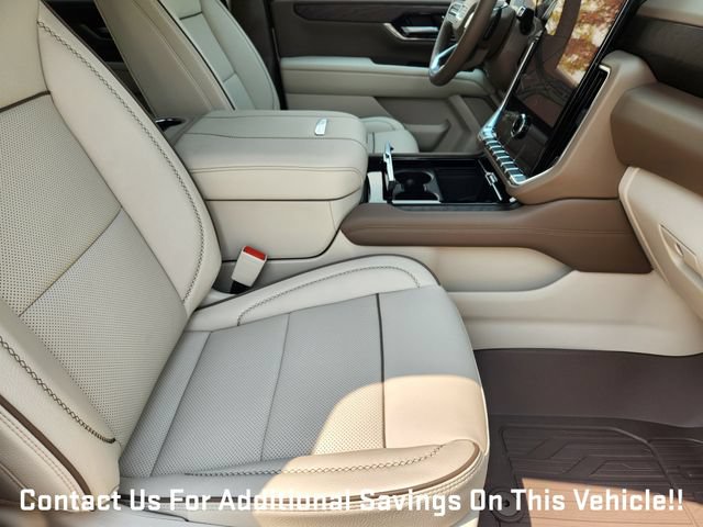 New 2026 GMC Yukon XL Denali w/ Sun & Power Step Package AWD/4WD image 10