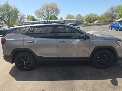 Used 2024 GMC Terrain AT4 w/ Infotainment Package II image 8
