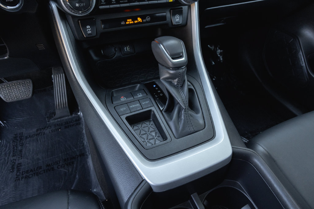 Certified 2023 Toyota RAV4 XLE Premium FWD image 17