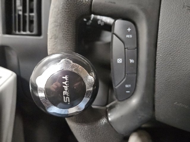 Used 2011 Chevrolet Express 1500 LT w/ LT Preferred Equipment Group AWD/4WD image 33