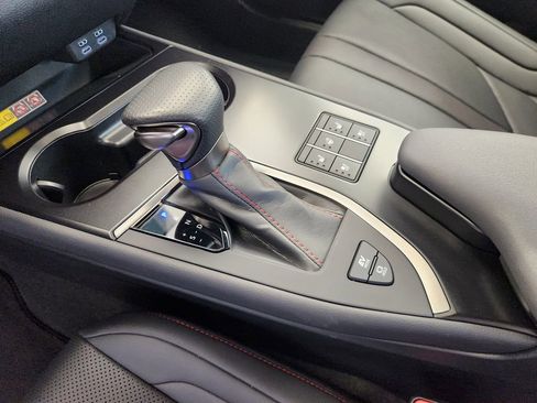 Used 2024 Lexus UX 250h F Sport FWD image 19