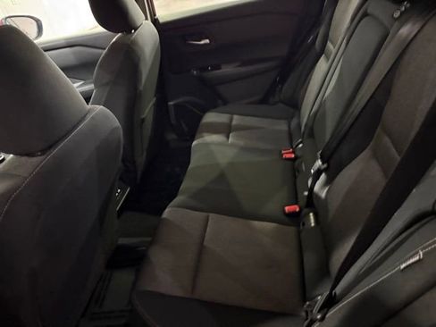 Certified 2025 Nissan Rogue SV AWD/4WD image 28