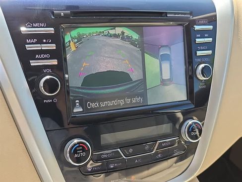 Used 2018 Nissan Murano SL w/ Moonroof Package FWD image 42