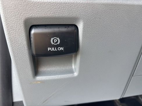 Used 2023 Ford F150 XLT w/ Equipment Group 302A High image 17