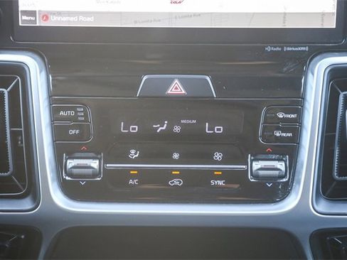 Certified 2022 Kia Sorento EX image 14