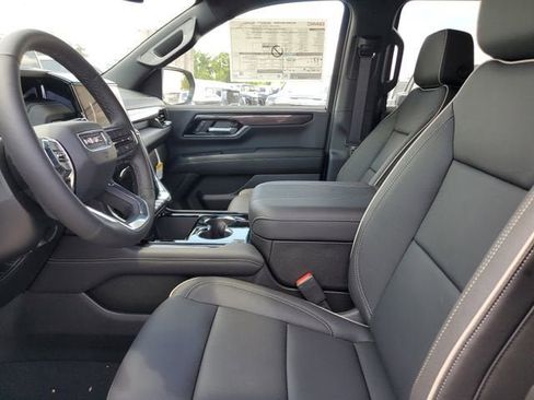 New 2026 GMC Yukon XL Elevation image 19