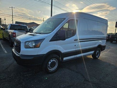 Used 2016 Ford Transit 250 130 Medium Roof RWD image 1