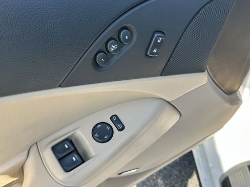 Used 2010 Chevrolet Corvette Grand Sport w/ Preferred Equipment Group image 17