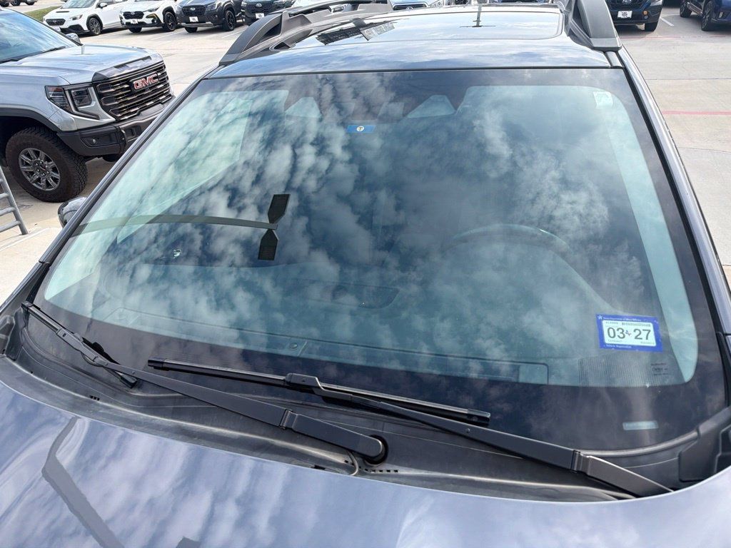 Used 2024 Subaru Outback Premium AWD/4WD image 8