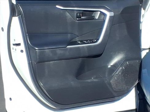 Certified 2023 Toyota RAV4 LE image 17