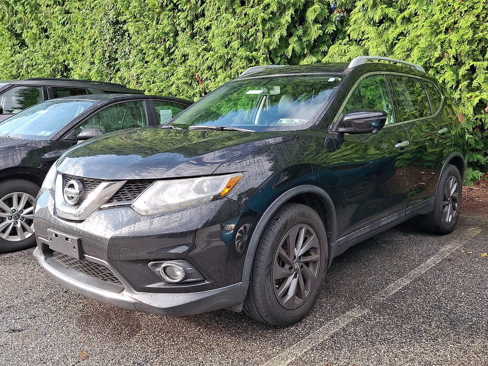 Used 2016 Nissan Rogue SL w/ SL Premium Package AWD/4WD image 3
