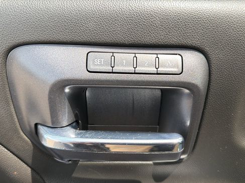 Used 2019 Chevrolet Silverado 2500 LTZ w/ Duramax Plus Package AWD/4WD image 17
