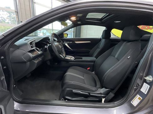 Used 2019 Honda Civic EX image 11