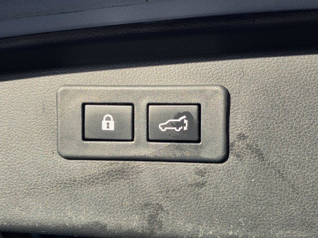 Used 2024 Subaru Outback Limited AWD/4WD image 14
