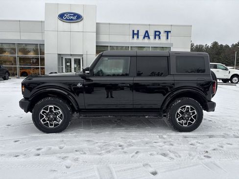 New 2025 Ford Bronco Outer Banks image 6