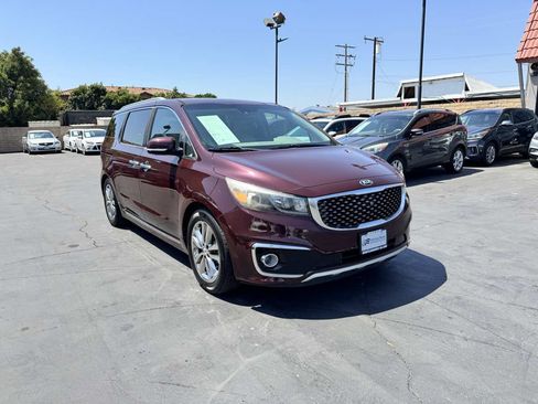 Used 2017 Kia Sedona SX Limited FWD image 9