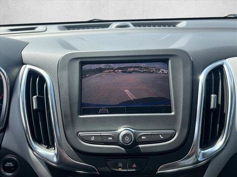 Used 2024 Chevrolet Equinox LS w/ LS Convenience Package FWD image 13