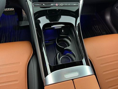 Used 2026 Mercedes-Benz GLC 300 4MATIC image 14