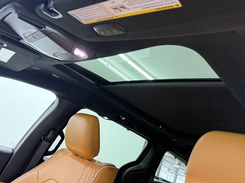 Used 2022 Chrysler Pacifica Pinnacle image 24