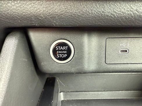 Used 2023 Nissan Rogue SV AWD/4WD image 27