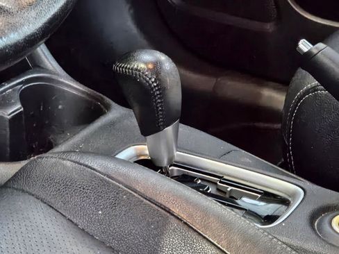 Used 2015 Mitsubishi Outlander GT AWD/4WD image 10
