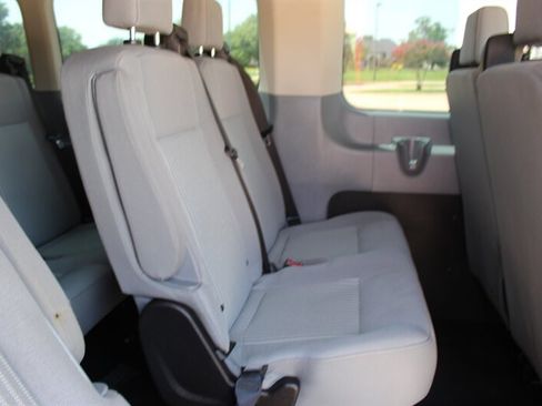 Used 2019 Ford Transit 350 XLT RWD image 16