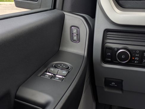 New 2026 Ford F250 XL w/ XL Chrome Package image 20