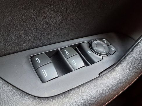 Used 2022 Chevrolet Blazer RS w/ Enhanced Convenience Package FWD image 21