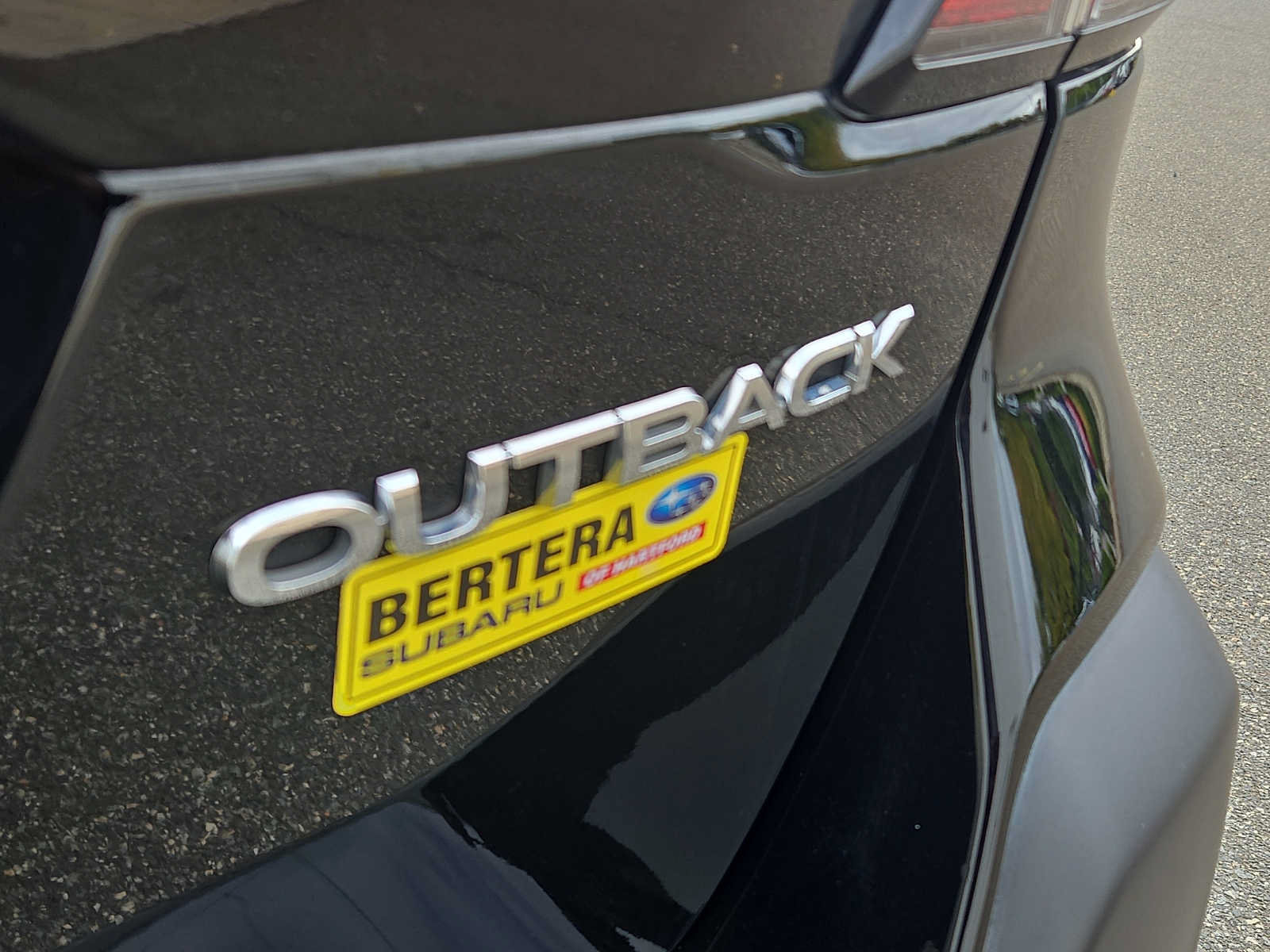 Used 2023 Subaru Outback Premium AWD/4WD image 30