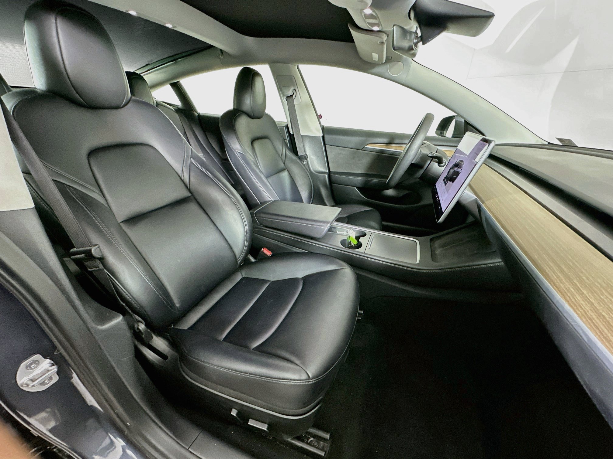 Used 2023 Tesla Model 3 Standard Range RWD image 30