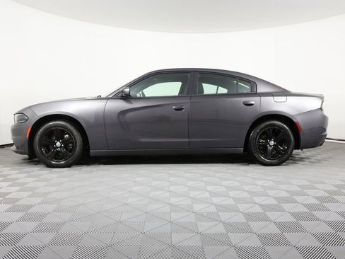 Used 2022 Dodge Charger SXT image 6