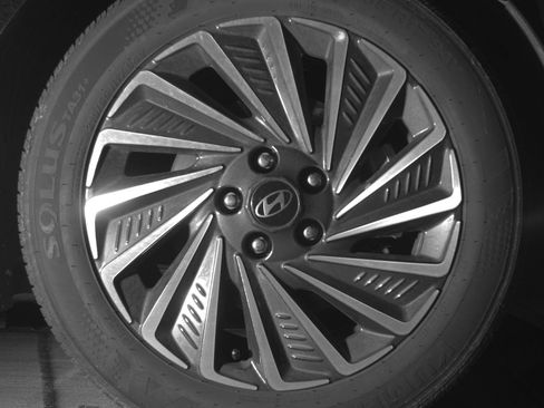 Used 2025 Hyundai Sonata SEL FWD image 13