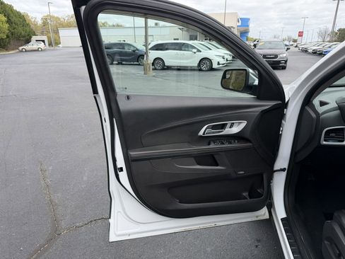 Used 2013 Chevrolet Equinox LTZ image 20