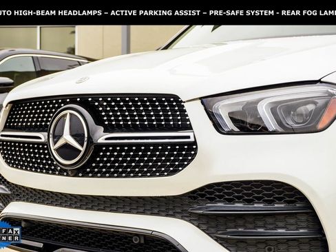 Used 2022 Mercedes-Benz GLE 580 4MATIC w/ Night Package image 2